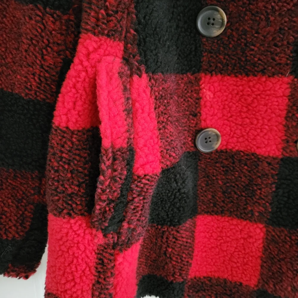 Old Navy Sherpa Coat‎ Women XTRA SMALL Jacket Button Up Lined Soft Cozy Outdoor